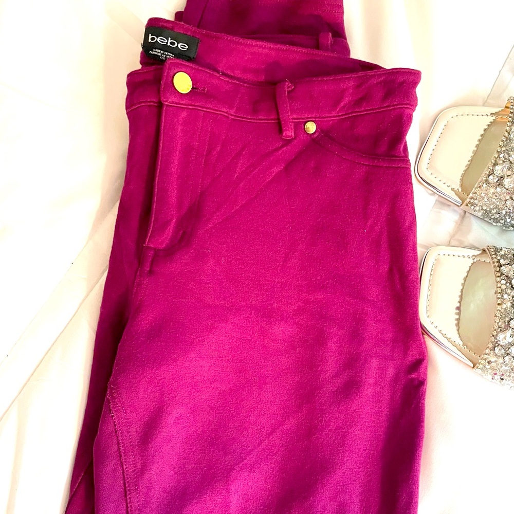 Bebe stretchy pants, size L, only worn once. Comfortable fit.
